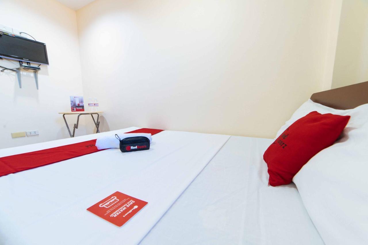 Reddoorz Near Davao International Airport Hotel Bagian luar foto