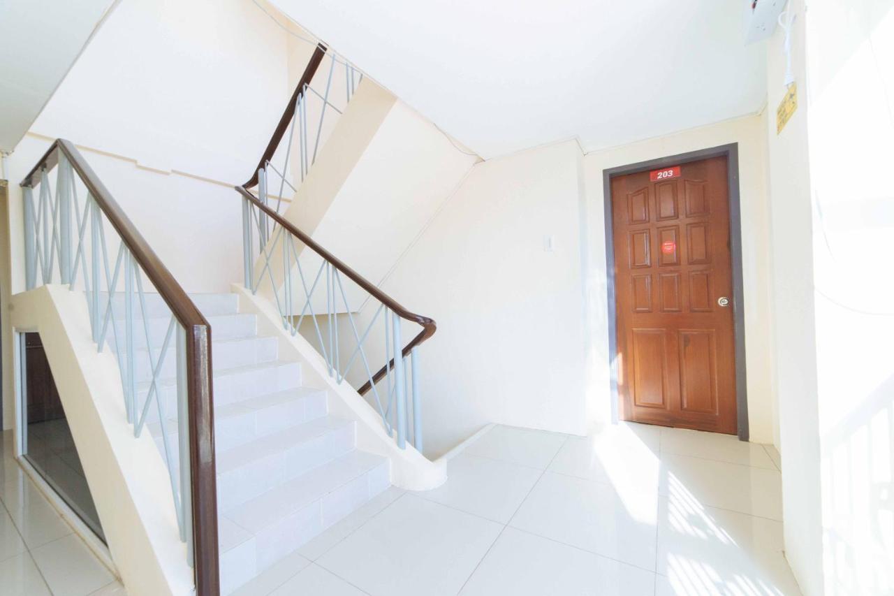 Reddoorz Near Davao International Airport Hotel Bagian luar foto